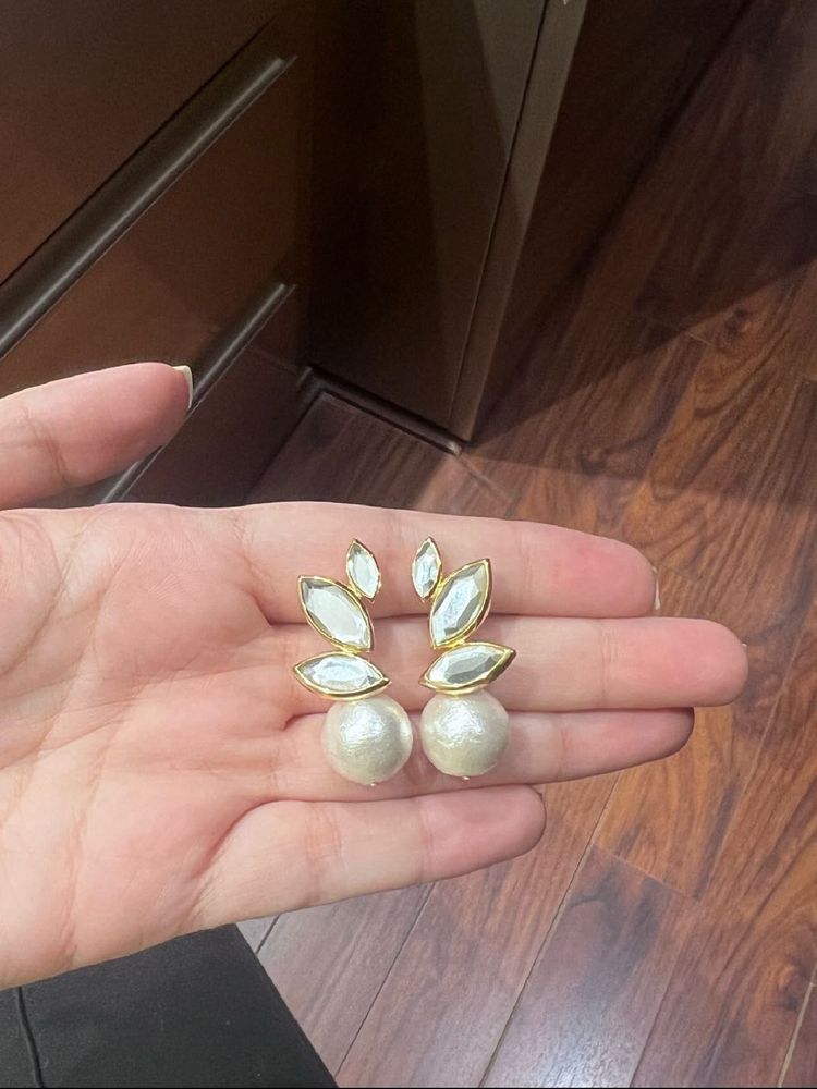 Elegant Pearl &amp; Crystal Drop Earrings
