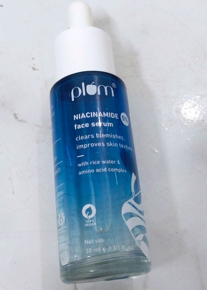 PLUM 5% Niacinamide face Serum 💙