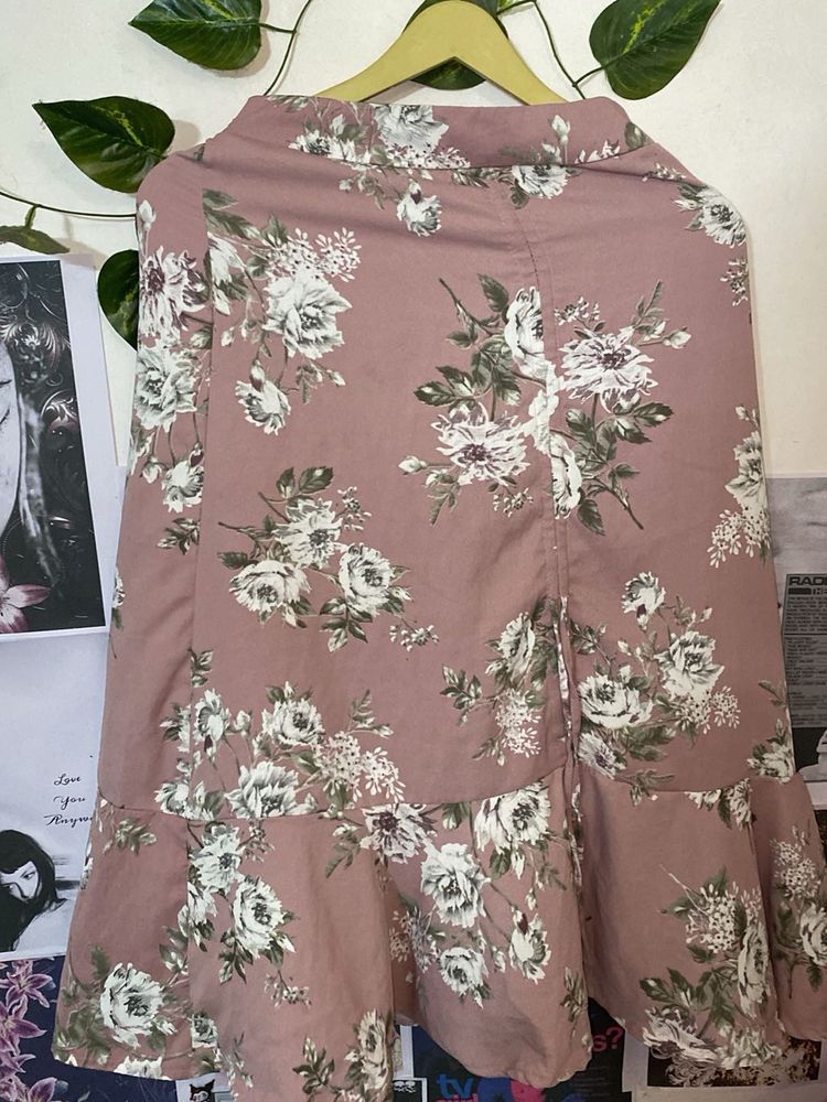 SALE‼️Floral Print Ruffle skirt