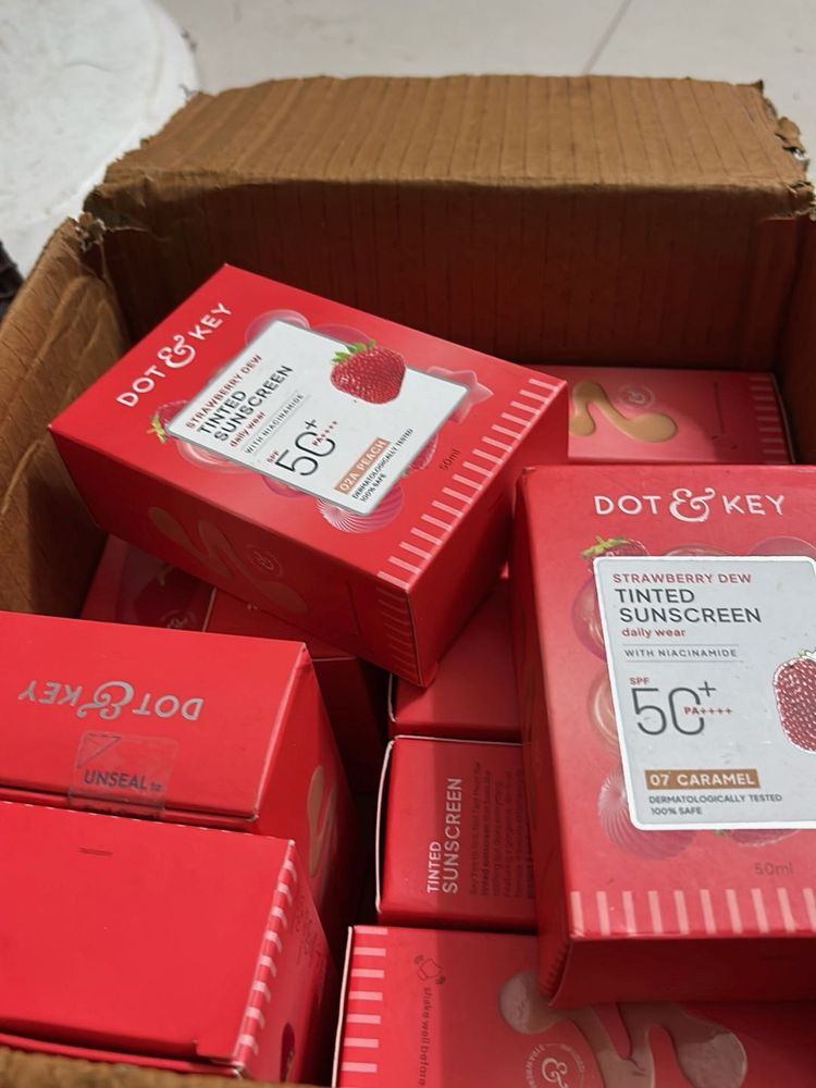 DOT &amp; KEY Tinted Sunscreen SPF 50
