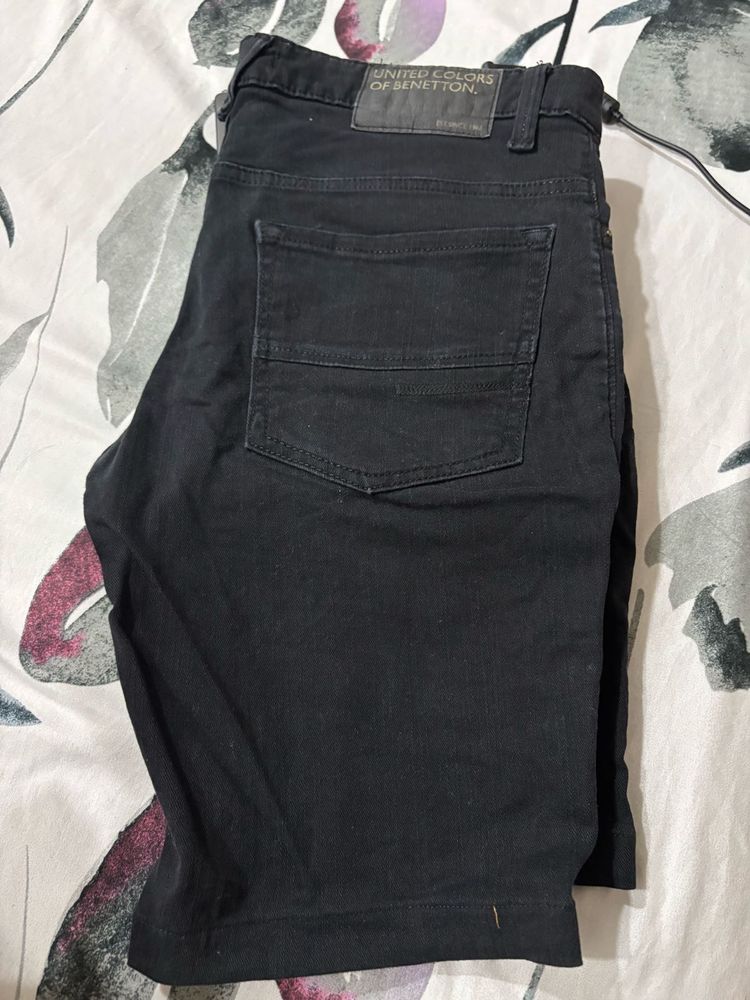 United Colors of Benetton Black Shorts