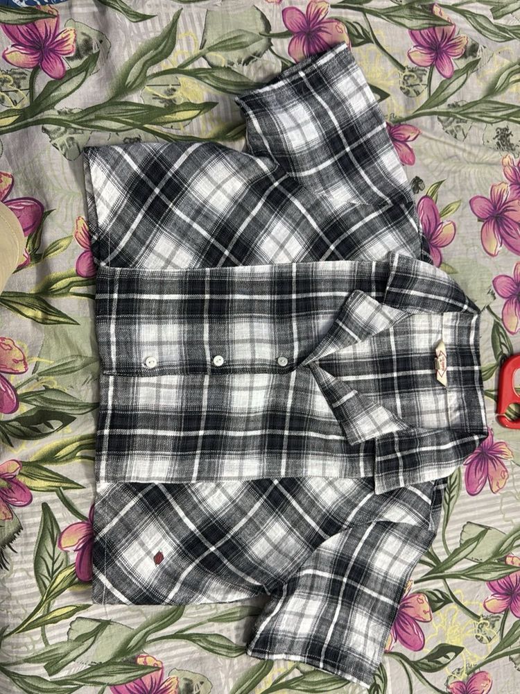 Classic Plaid Button-Up Shirt