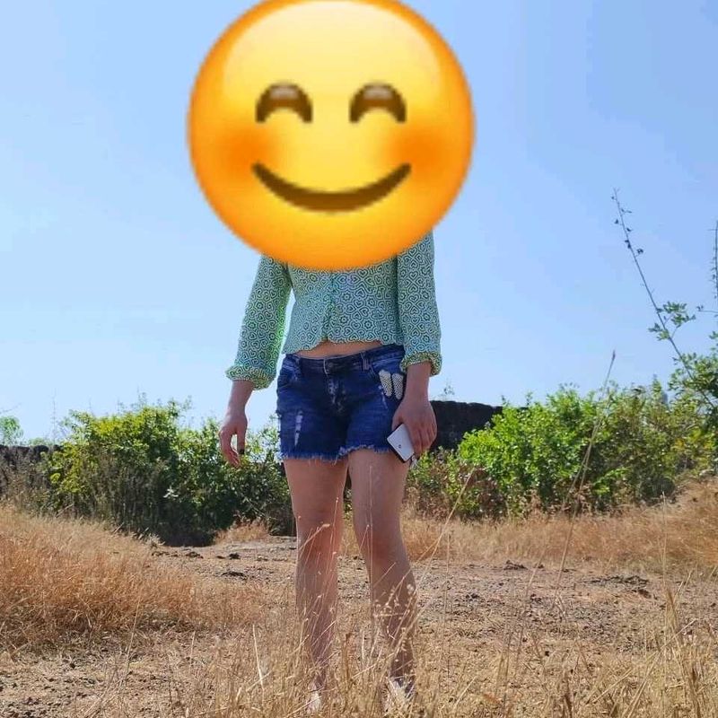 UMM Distressed Low waist Denim Shorts