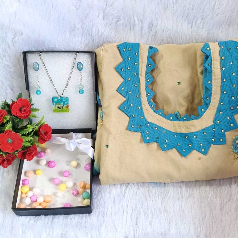 Ethnic Dress &amp; Jewelry Set