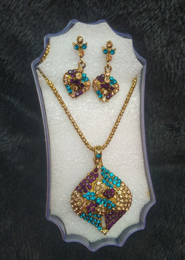 Jeweled Necklace &amp; Earring Set