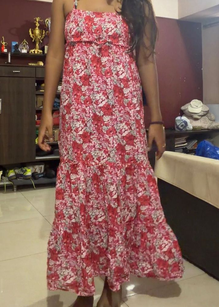 Flowy Floral Print Maxi Dress