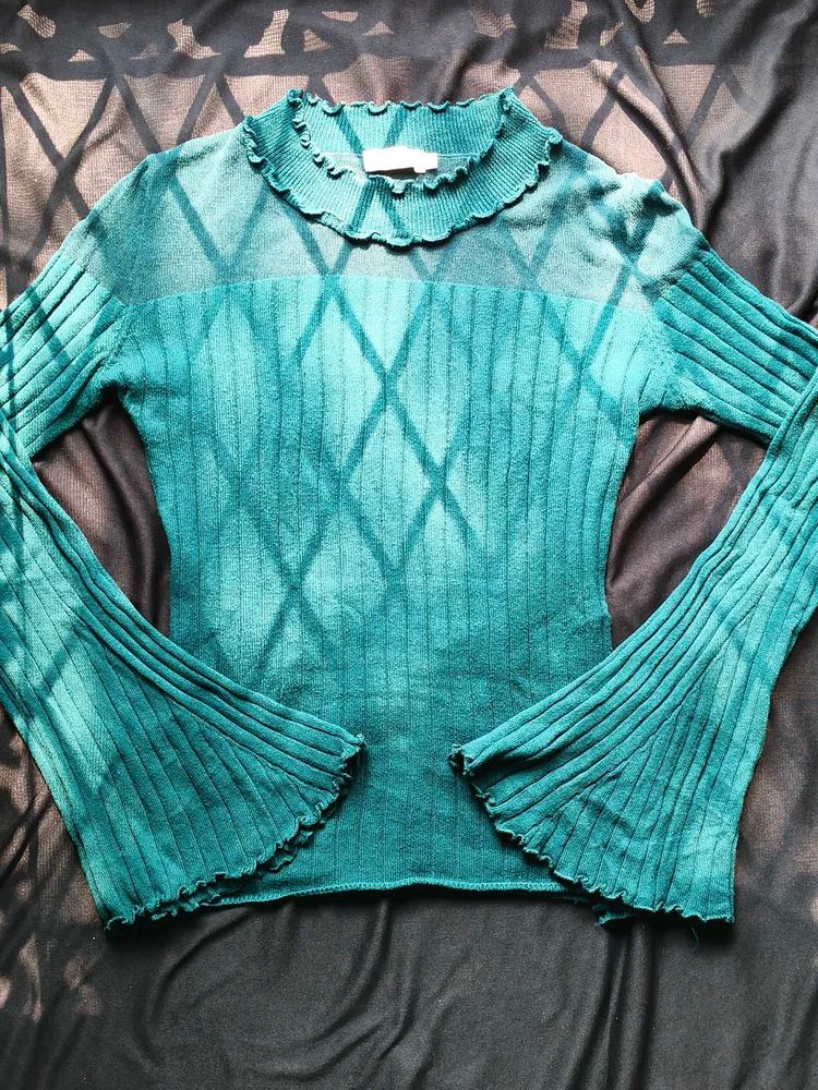 fitted top
