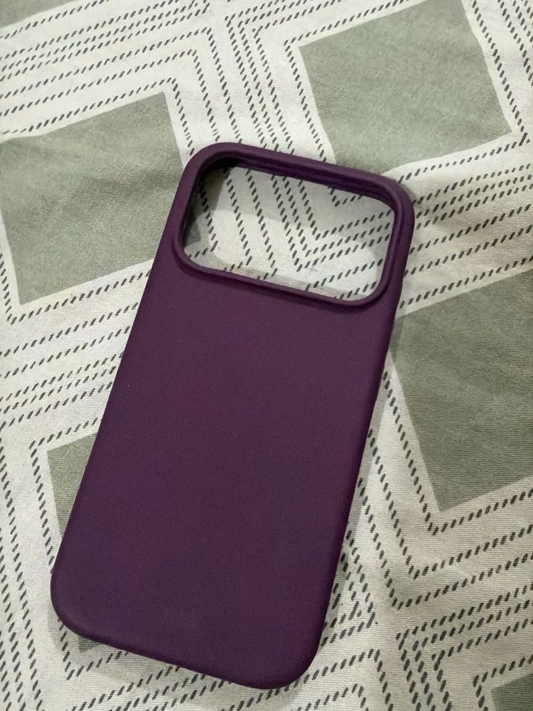 Purple/Burgundy IPhone 18 pro Case - vijay sales
