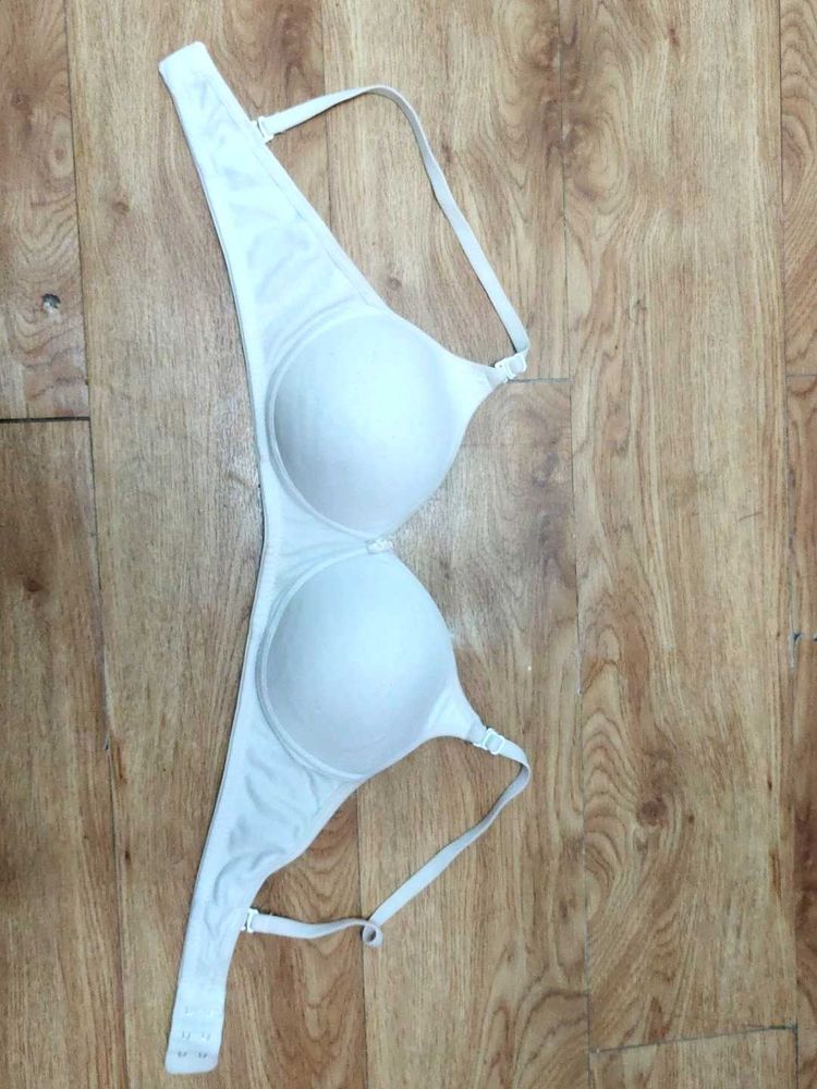 Comfortable White Everyday Lightly padded Bra