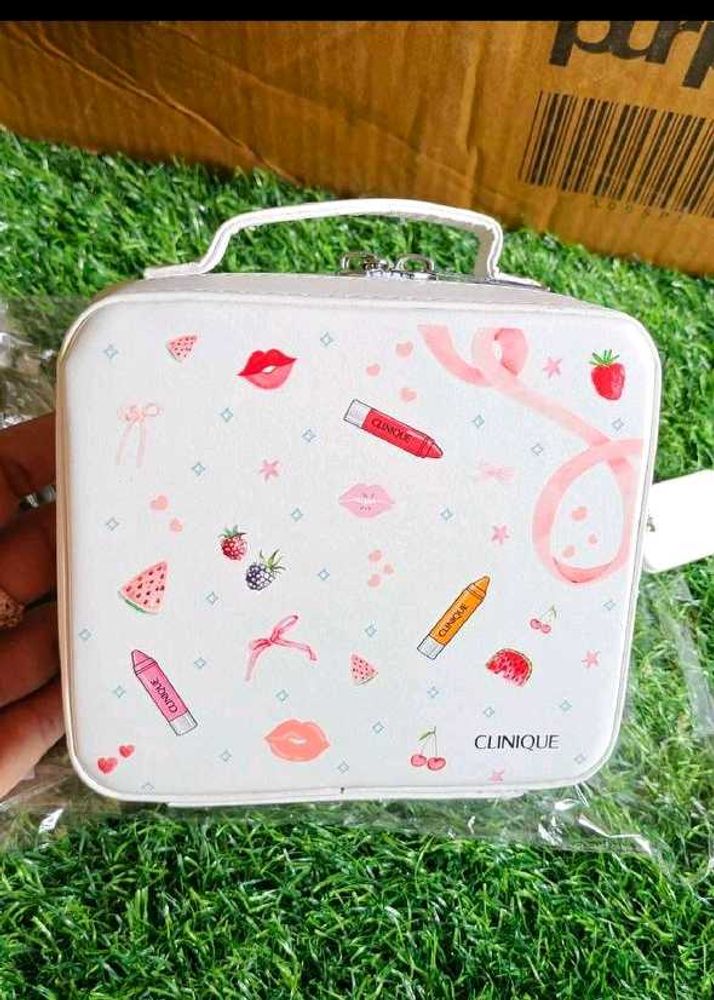 Clinique vanity box