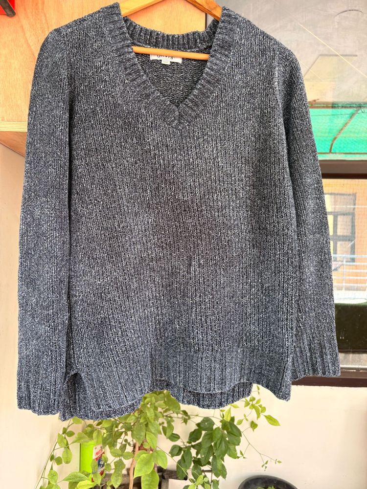 Gray V-Neck Knit Sweater