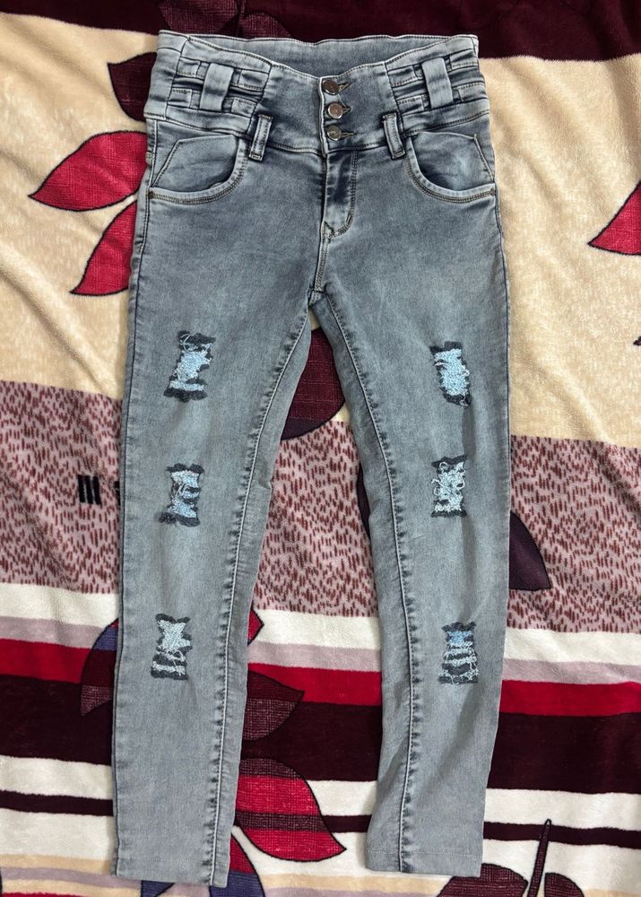 Distressed Jeans