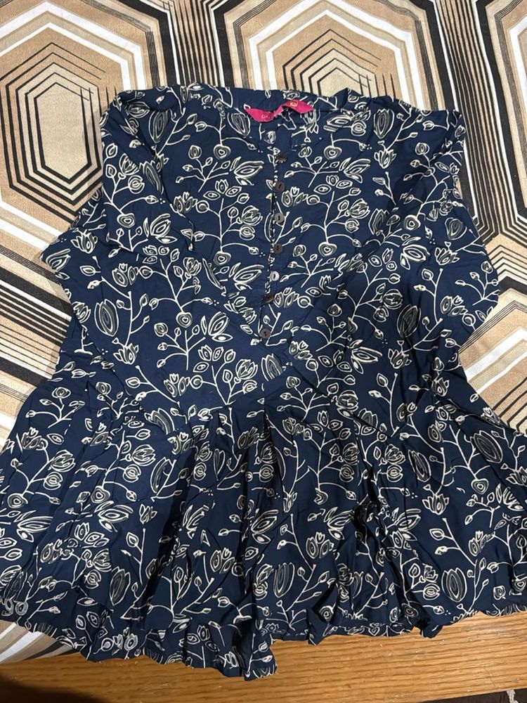 Woman Short kurti top