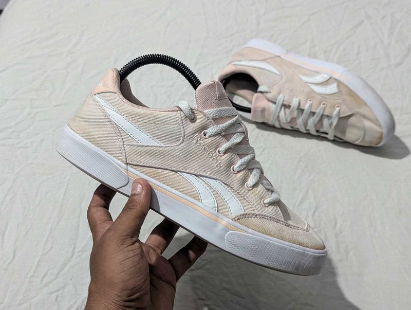 Reebok Pink Casual Sneakers