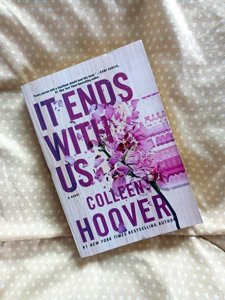It Ends With Us by Colleen Hoover 🩷