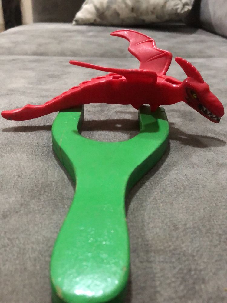 Dragon Stand Toy