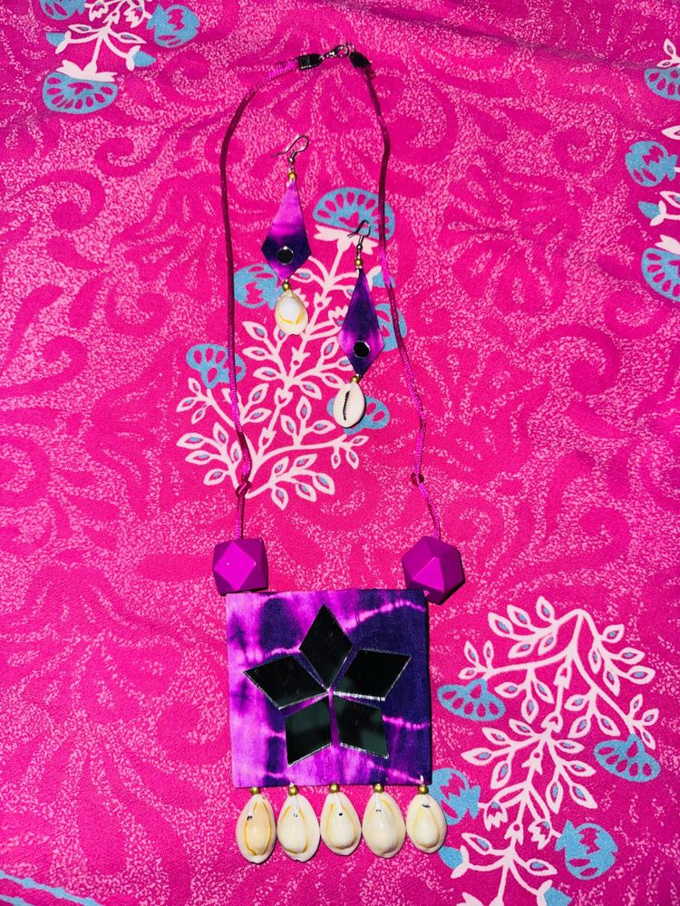 Unused handmadeBoho Tie-Dye Necklace &amp; Earring Set