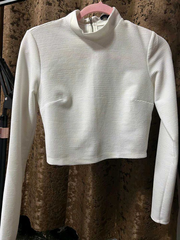 Chic Ribbed Mock Neck Cropped Long Sleeve Top