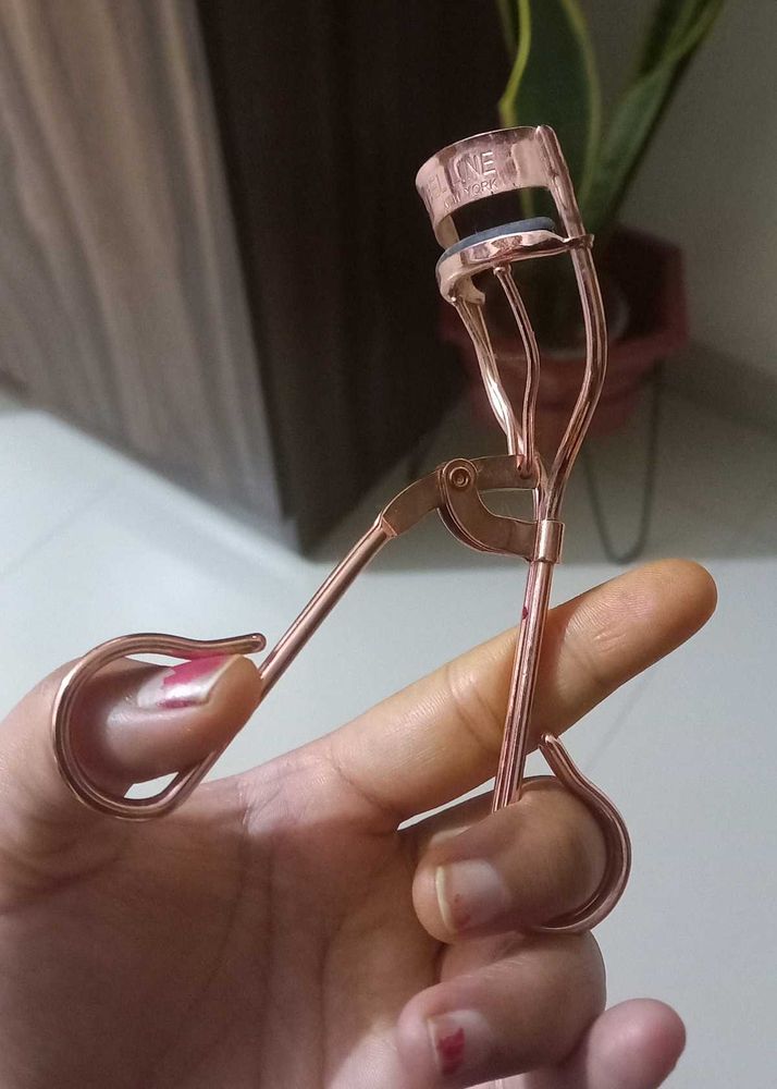 Maybelline Curler For Perfect Lashes