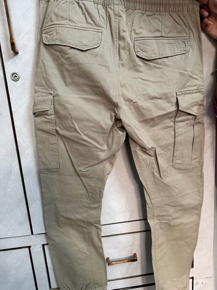 Slim Fit Cargo Jogger’s