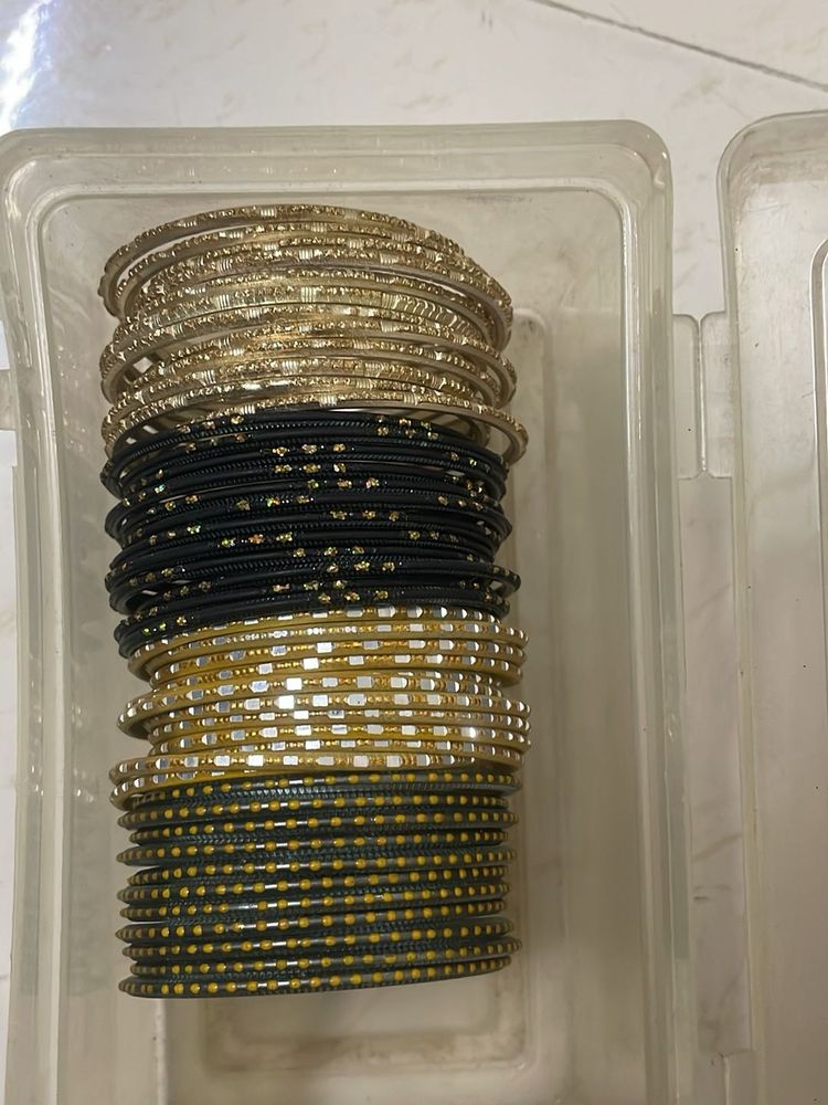Assorted Bangle Set