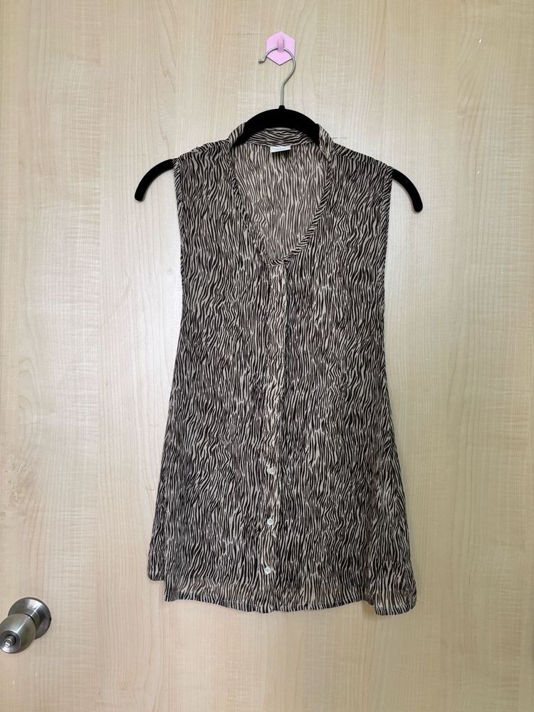 Sleeveless Zebra Print Button-Up Top