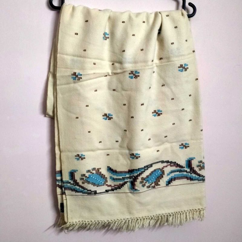 Embroidered Cream warm shawl from Kulu