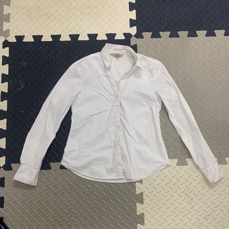 H&amp;M White Long Sleeve Button-Up Shirt ⭐️