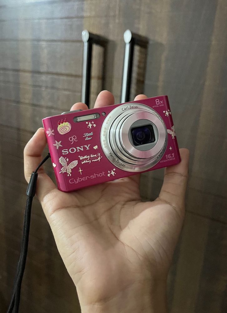 Sony Cyber-shot Digital Camera