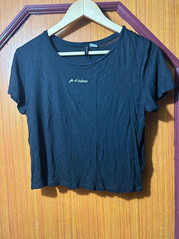 H&amp;M Black Tshirt Women