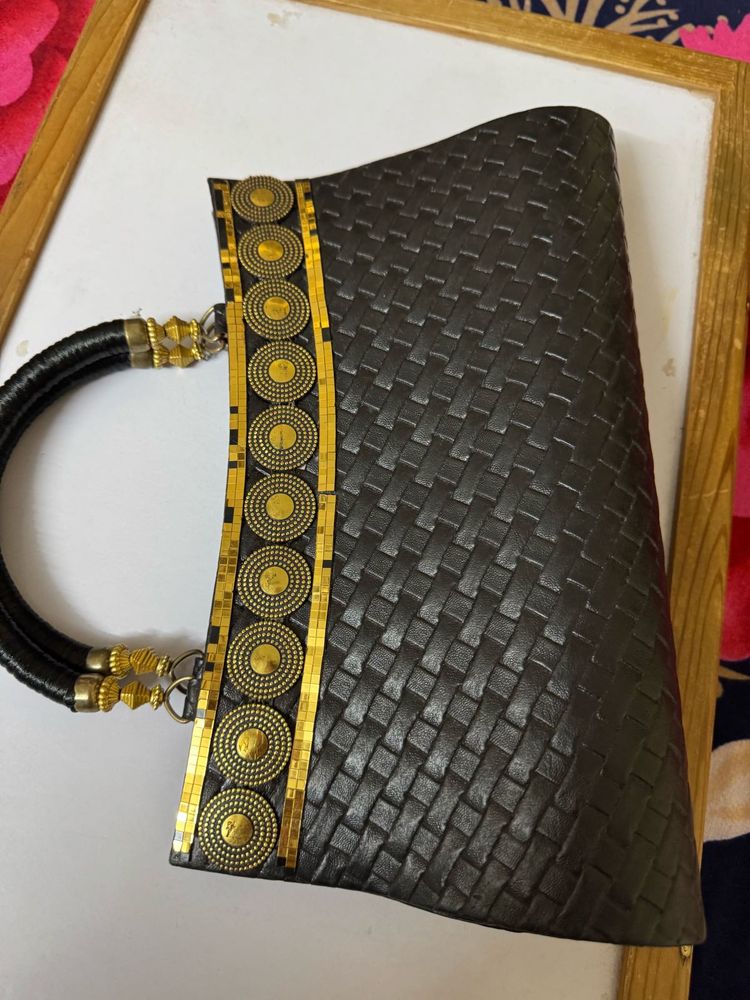 Black Purse