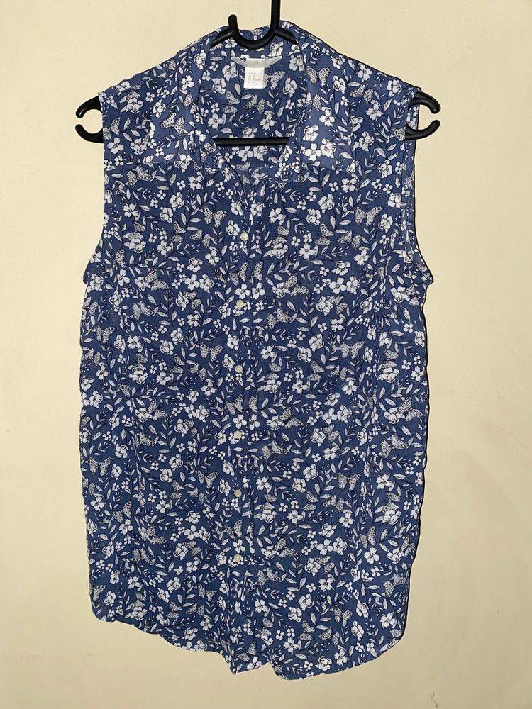 Offer Price H&amp;M Blue Floral Print Sleeveless Top