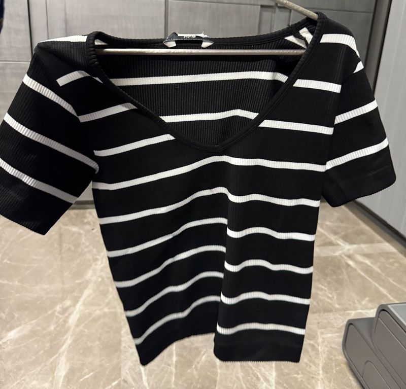 Striped V-Neck Crop Top