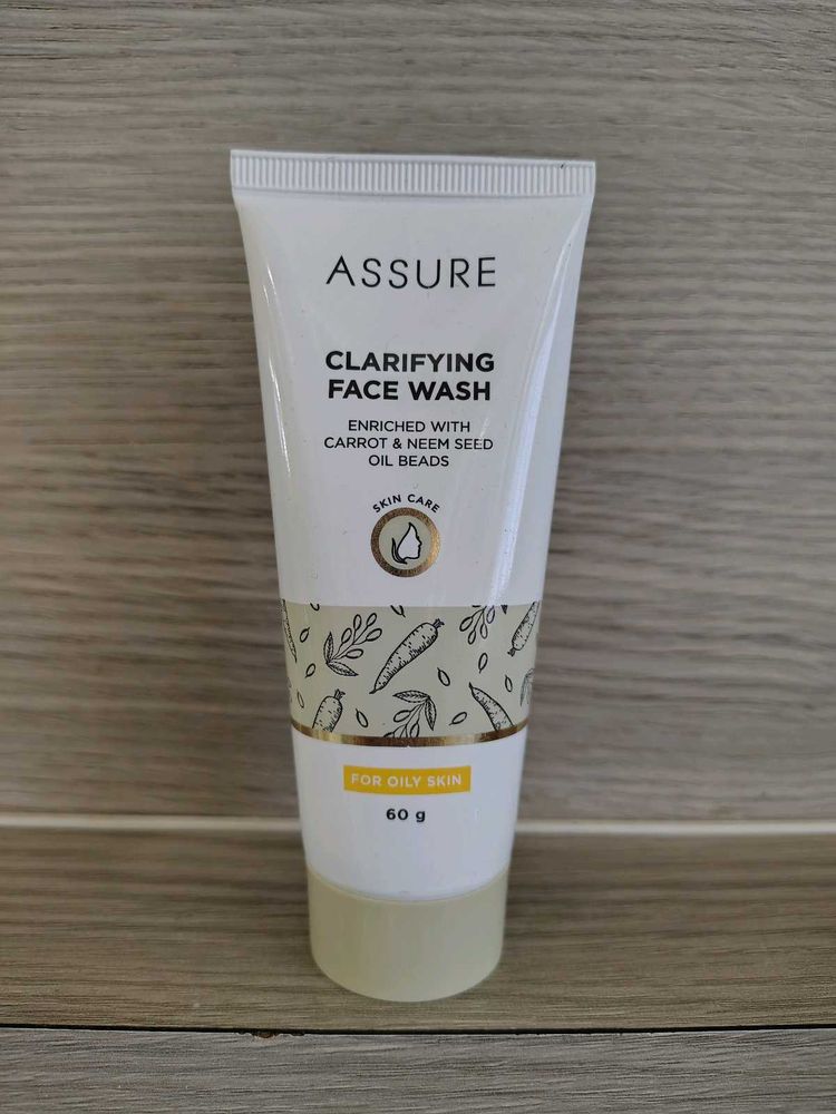 Assure Clarifying Face Wash for Oily Skin