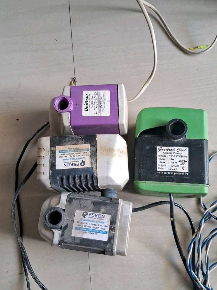 Assorted Submersible Water Pumps of 4