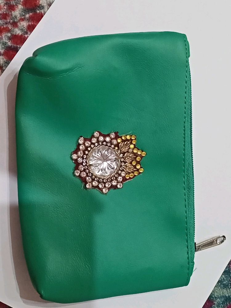 pouch 👝