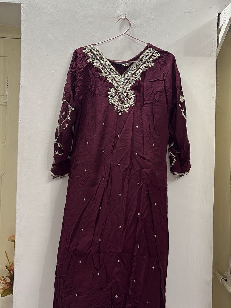 Embroidered Maroon Kurta