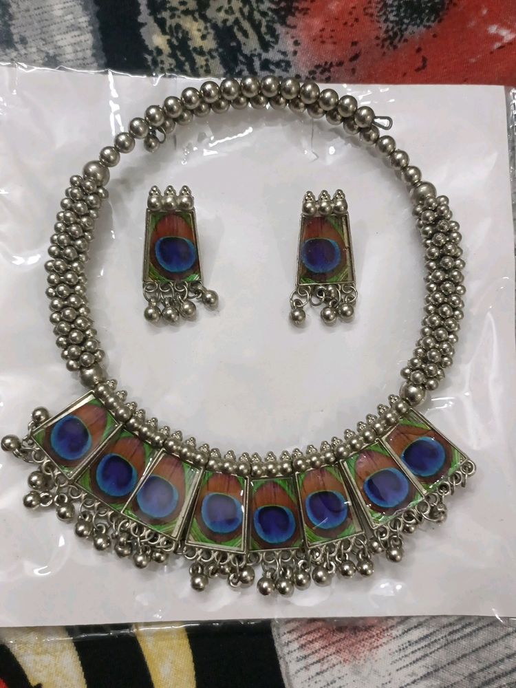 Oxidised Choker
