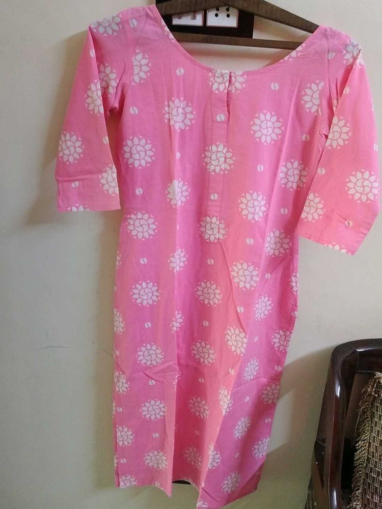 Pink Floral Print Kurti
