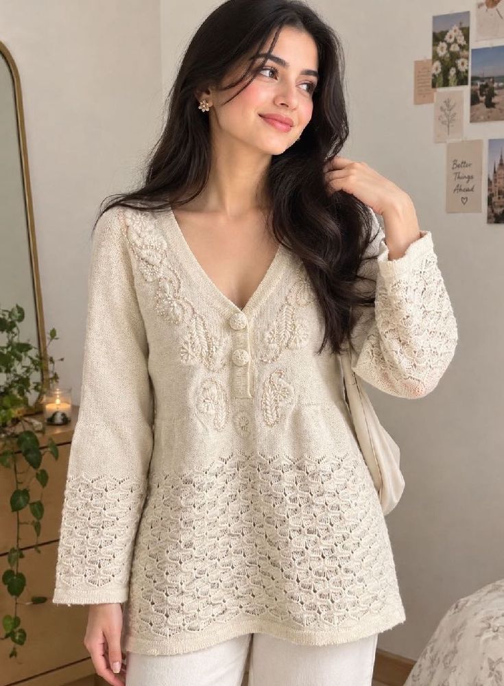 Embroidered V-Neck cardigan