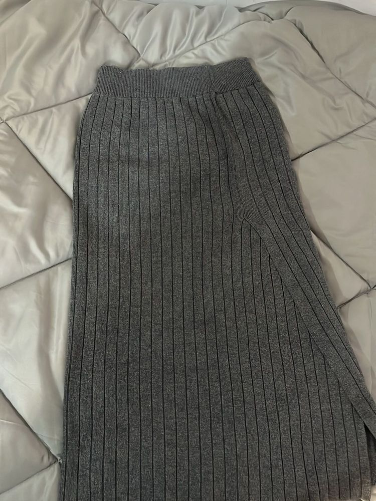 Woolen Formal skirt💕
