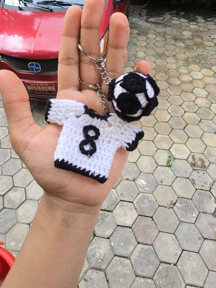 Handmade Basketball Keychain⚽🏈