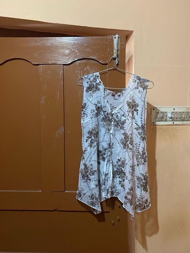 Sheer Floral Sleeveless Tunic Top