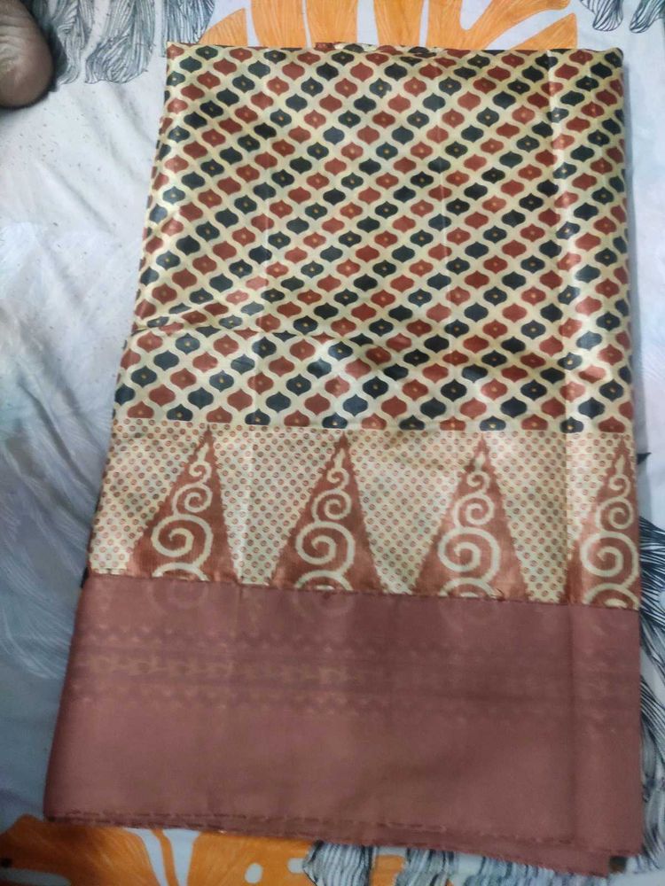 Elegant Printed Saree