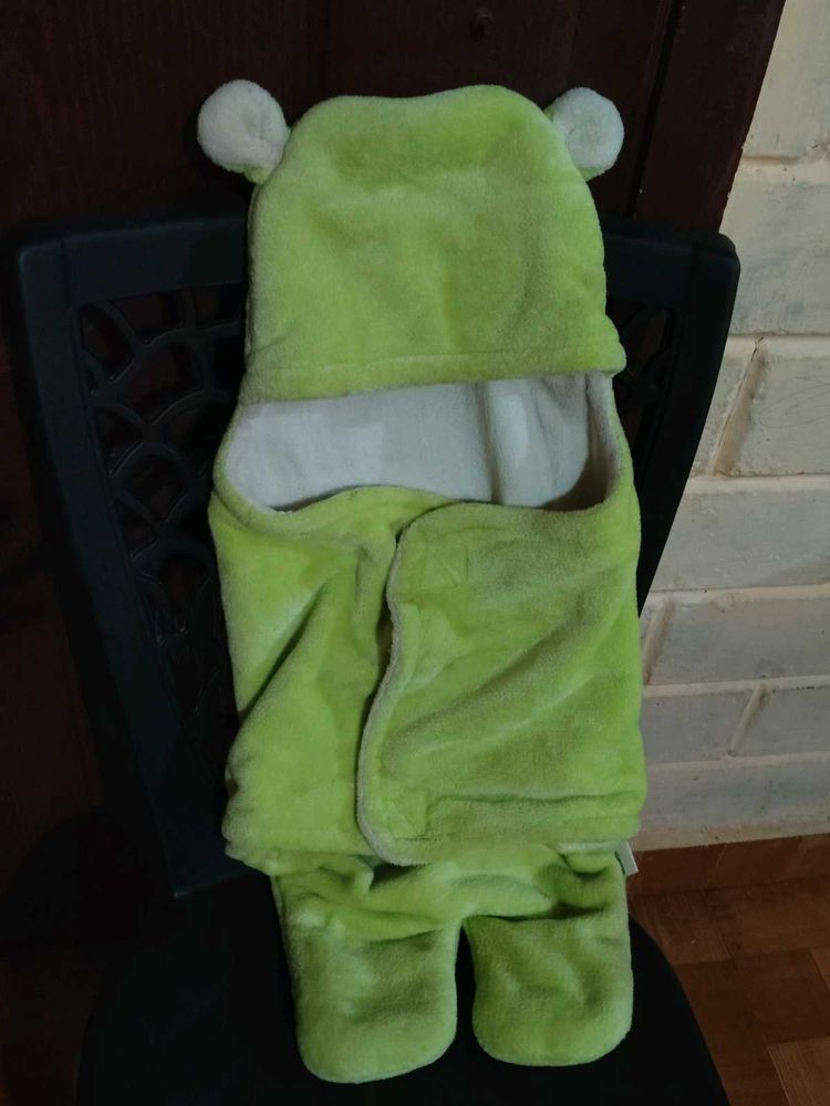 Cute Baby Frog Swaddle Blanket