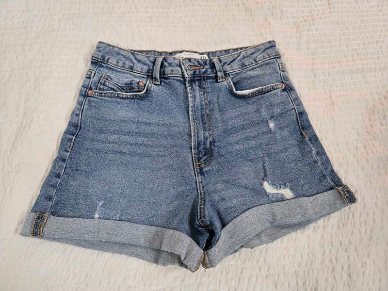 stradivarius High Waisted Denim Shorts waist 30
