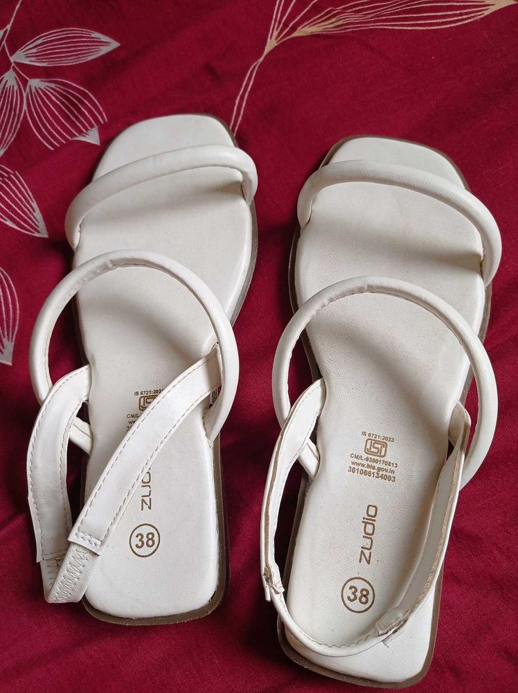 Stylish White Flat Sandals