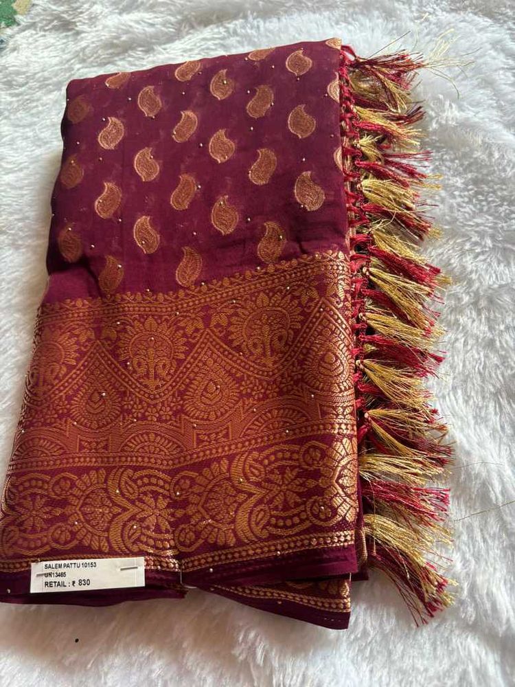 Elegant Maroon &amp; Gold Saree♥️