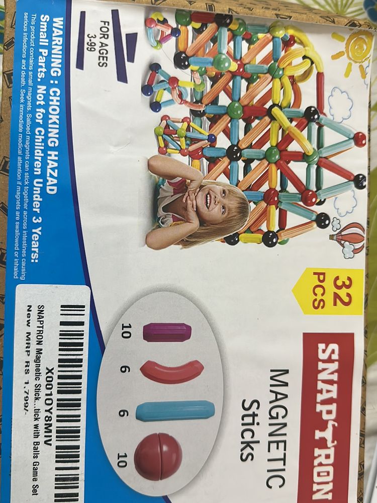 Brand New Magnetic Sticks 32 Pieces