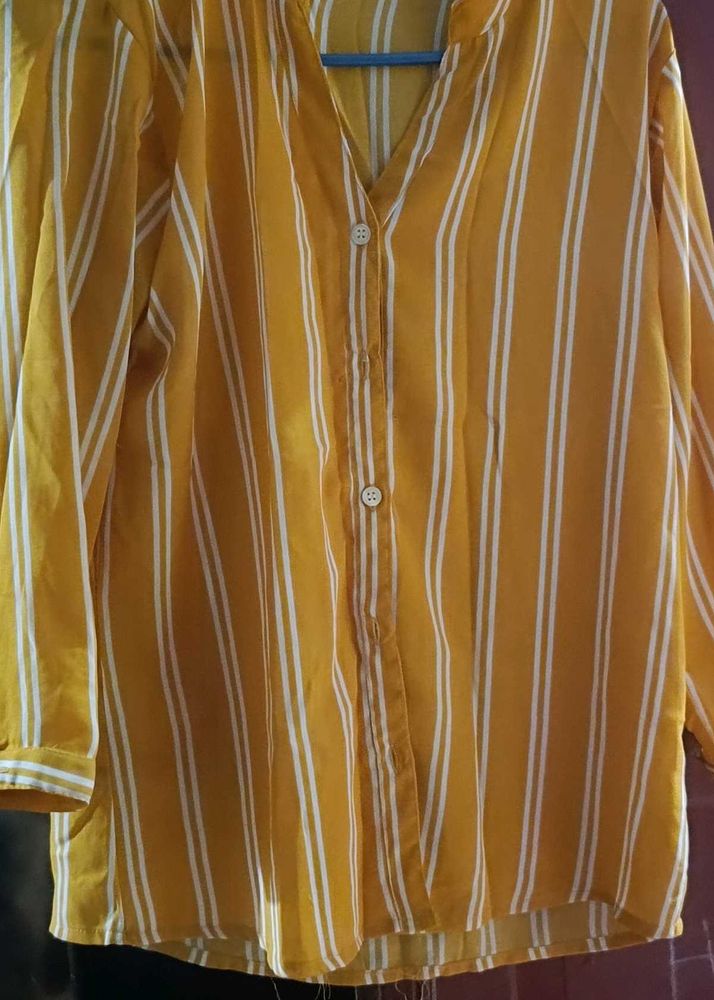 Striped Yellow top M SIZE